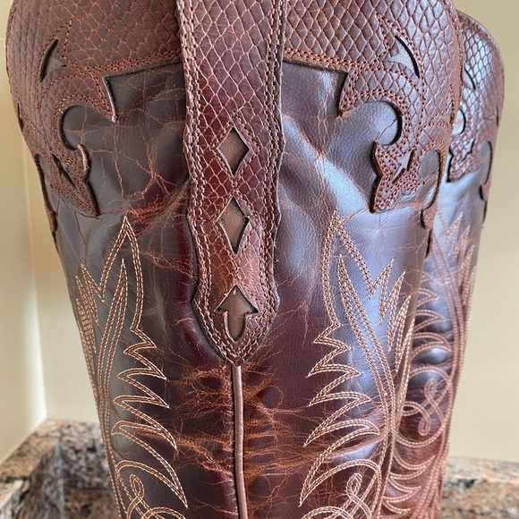 Ariat Dark Brown Leather Boots with Stitching - Picture 8 of 12
